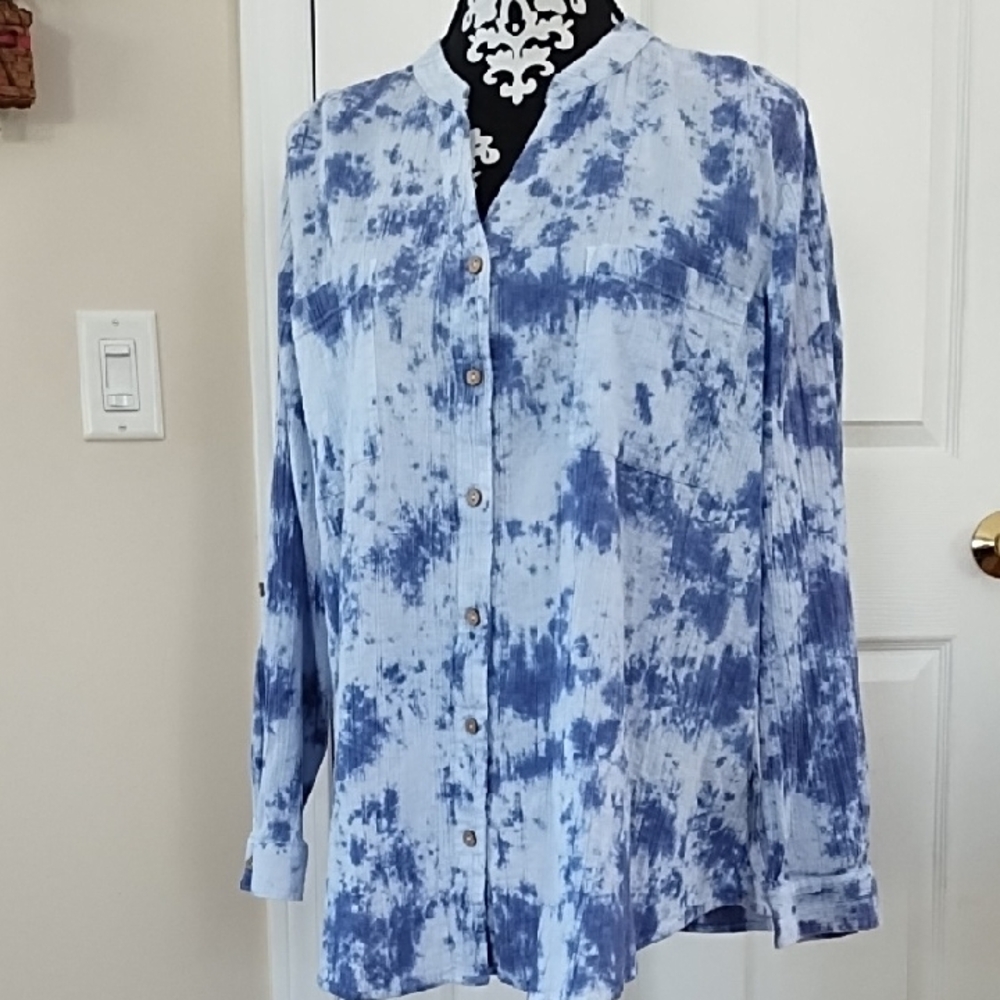 Chico's Size 3 Blouse